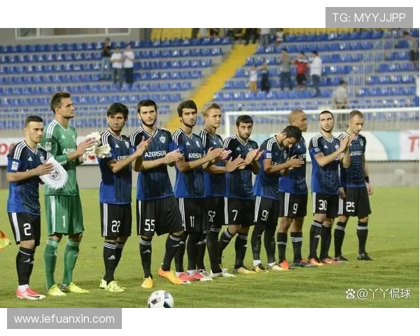 卡拉巴克与奥林的精彩对决揭示足球战术与团队合作的魅力