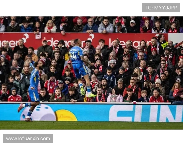 多特蒙德与巴黎圣日耳曼激战在即谁能在欧冠赛场笑到最后